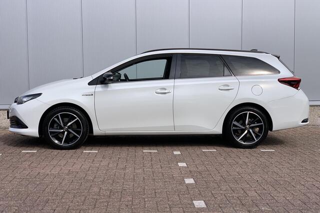 Toyota AURIS 1.8 Hybrid Executive
