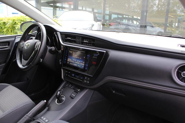 Toyota AURIS 1.8 Hybrid Dynamic | Rijklaar | DAB+ | Cruise | Bluetooth | Camera | Stoelverwarming | Clima |