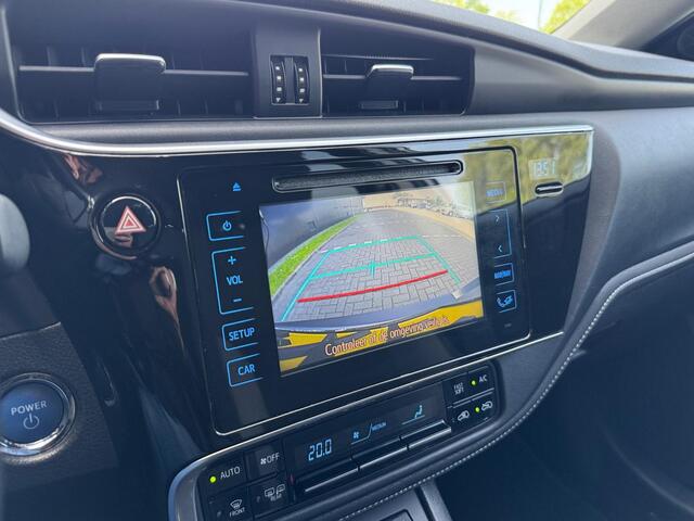 Toyota AURIS Touring Sports 1.8 Hybrid Dynamic ? Navi ? Camera ? Clima