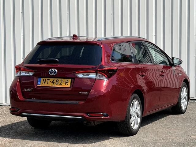 Toyota AURIS Touring Sports 1.8 Hybrid Business Pro | LED | Keyless | Climate Control | Cruise Control | Lichtmetalen velgen 16" | Apple Carplay/Android Auto