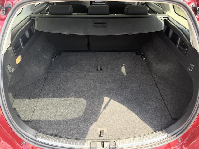 Toyota AURIS Touring Sports 1.8 Hybrid Business Pro | LED | Keyless | Climate Control | Cruise Control | Lichtmetalen velgen 16" | Apple Carplay/Android Auto