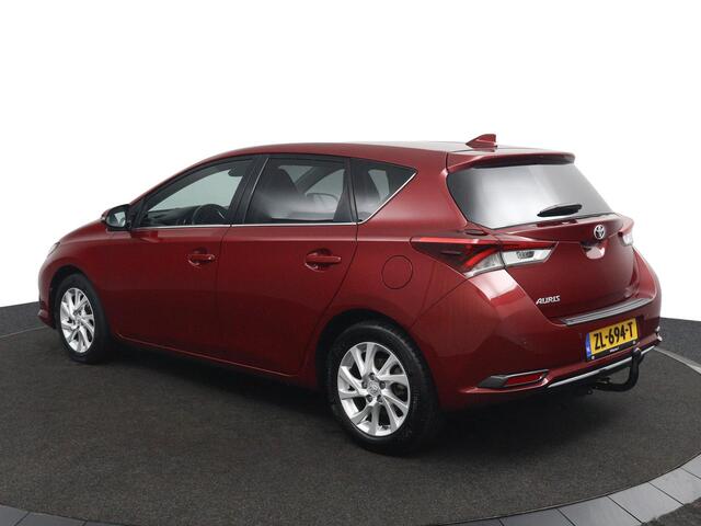 Toyota AURIS 1.2T Energy Plus | Trekhaak | Parkeersensoren en Camera Achter | Navigatie | Keyless Entry |