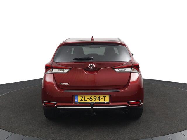 Toyota AURIS 1.2T Energy Plus | Trekhaak | Parkeersensoren en Camera Achter | Navigatie | Keyless Entry |