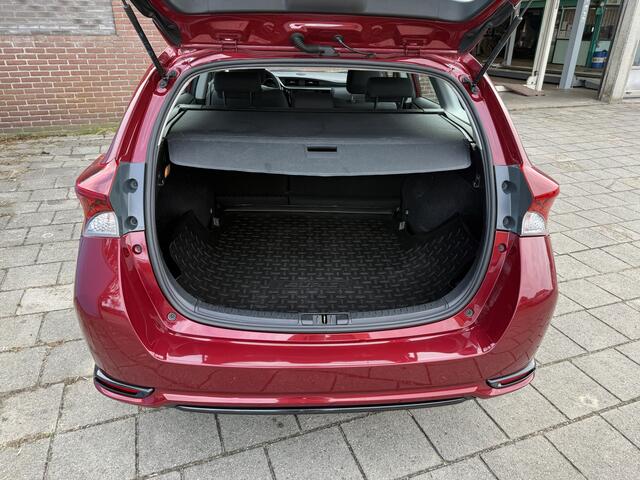 Toyota AURIS 1.8 Hybrid Active Keyless starten, navigatisysteem