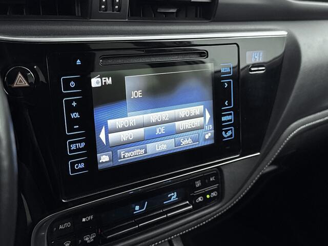 Toyota AURIS Touring Sports 1.8 Hybrid Dynamic | Stoelverwarming | Navigatie | Onderweg-naar-dealer