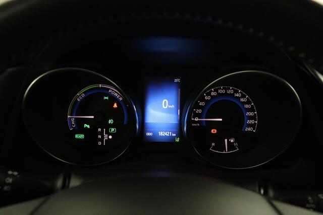 Toyota AURIS Touring Sports 1.8 Hybrid Executive Stoelverwarming | Parkleersensoren | Cruise control |