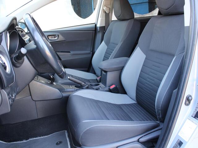 Toyota AURIS Touring Sports 1.8 Hybrid Dynamic | STOELVERWARMING | NAVIGATIE | CRUISE CONTROL |