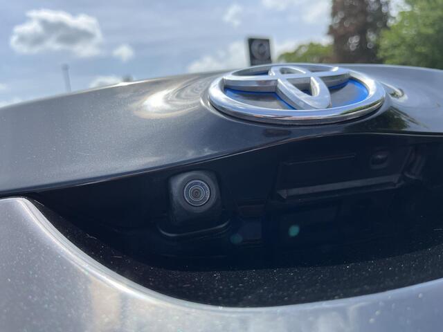 Toyota AURIS 1.8 Hybride Dynamic | Navigatie | Achteruitrijcamera | Dealer onderhouden