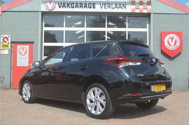 Toyota AURIS Touring Sports 1.8 Hybrid Dynamic Go