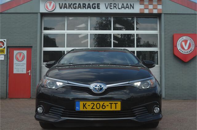 Toyota AURIS Touring Sports 1.8 Hybrid Dynamic Go