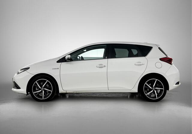Toyota AURIS 1.8 Hybrid Executive Limited | Dealeronderhouden | Navigatie | Trekhaak | Stoelverwarming | Parkeersensoren voor | Climate Control | Achteruitrijcamera |