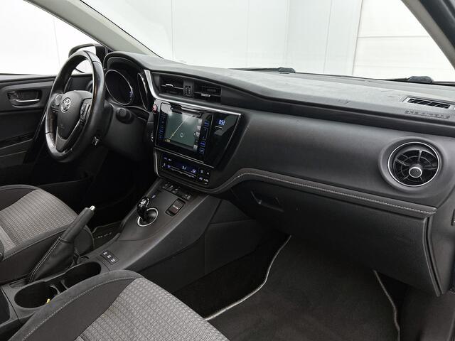 Toyota AURIS 1.8 Hybrid Executive Limited | Dealeronderhouden | Navigatie | Trekhaak | Stoelverwarming | Parkeersensoren voor | Climate Control | Achteruitrijcamera |