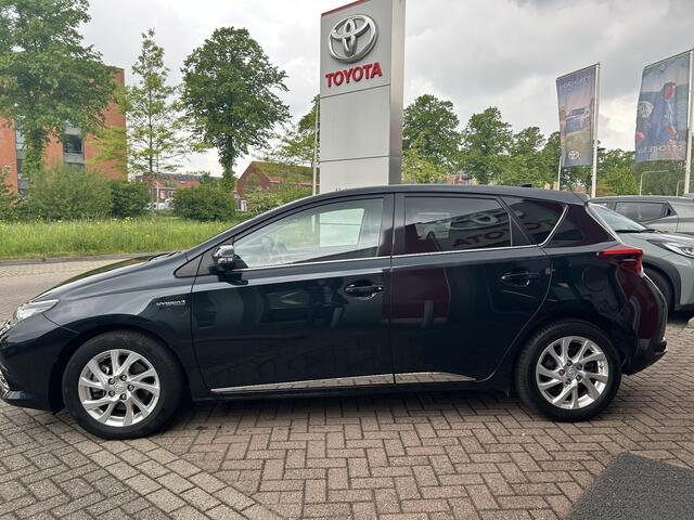 Toyota AURIS 1.8 Hybrid Dynamic | Delaer onderhouden | Smart Entry | Deep titanium kleur
