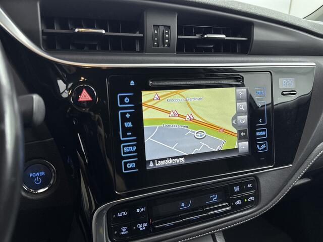 Toyota AURIS Touring Sports 1.8 Hybrid Dynamic Go | Trekhaak | Parkeercamera |