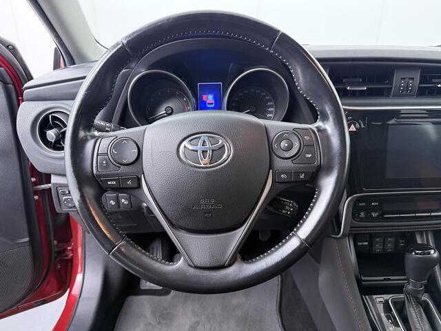 Toyota AURIS Touring Sports 1.2T 116pk Executive | Trekhaak | Lederen bekleding | Camera | Cruise | Stoel verwarming | All-season banden |