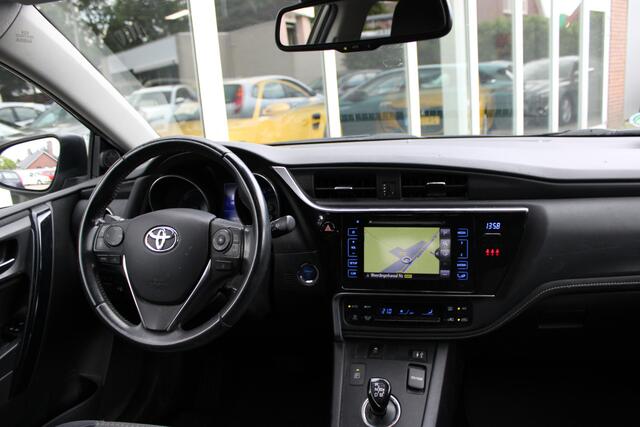 Toyota AURIS 1.8 Hybrid Dynamic