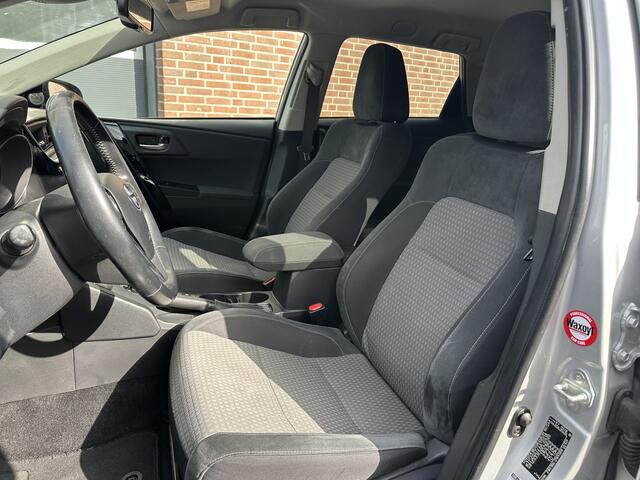 Toyota AURIS Touring Sports 1.8 Hybrid Energy Plus Airco,Camera,Trek,Enz