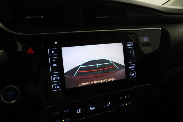 Toyota AURIS 1.8 Hybrid Business Plus | Navigatie | Trekhaak |