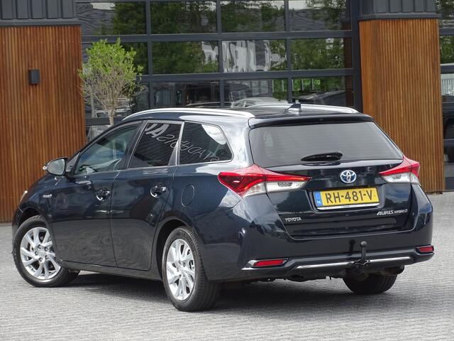 Toyota AURIS Touring Sports 1.8 Hybrid 136PK / Dynamic Edit. / trekhaak / LED