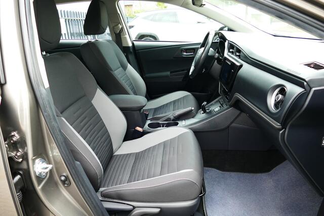 Toyota AURIS 1.8 Hybrid Energy. Navi, Camera, Clima, Cruise, StoelVerw, 16"LMV