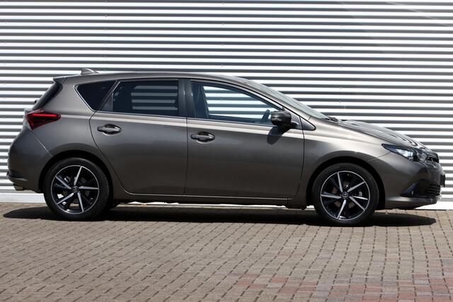 Toyota AURIS 1.2T Energy Plus 1.Eigen. / 20.542 Km!