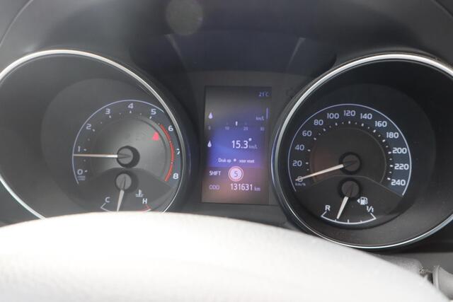 Toyota AURIS Touring Sports 1.2T Trend | Panoramadak | Trekhaak | Camera | Dealer onderhouden