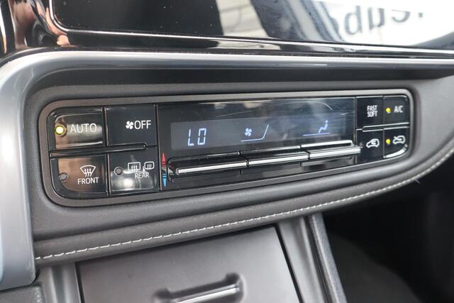 Toyota AURIS Touring Sports 1.2T Trend | Panoramadak | Trekhaak | Camera | Dealer onderhouden