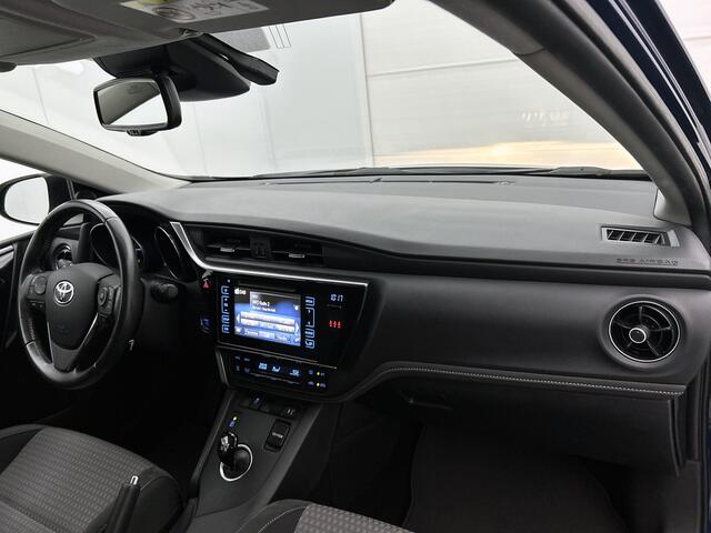 Toyota AURIS 1.8 Hybrid Business Plus | Dealer onderhouden | Trekhaak afneembaar | Navigatie | Elektrisch inklapbare buitenspiegels | Cruise control | Climate Control | Bluetooth | DAB