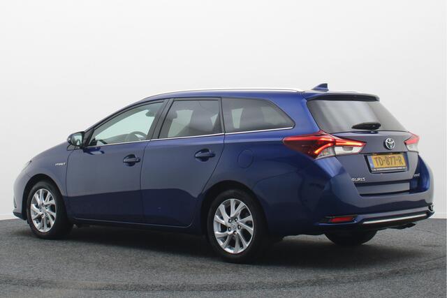 Toyota AURIS Touring Sports 1.8 Hybrid Dynamic Panoramadak, Keyless, Camera, Navigatie, Climate, 16"