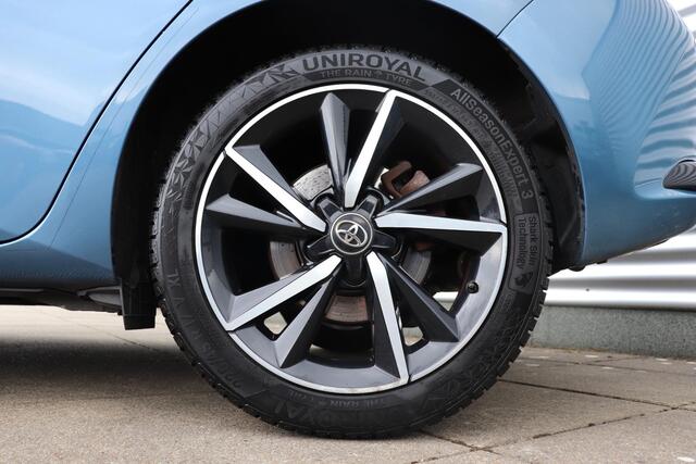 Toyota AURIS 1.8 Hybrid Dynamic, Climate & Cruise control, NAVI, Dealer onderhouden!