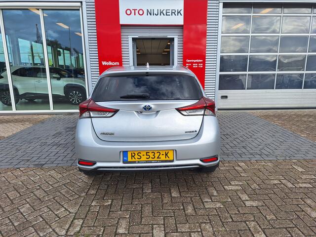 Toyota AURIS 1.8 Hybrid Dynamic