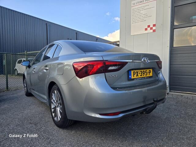 Toyota AVENSIS 1.8 VVT-i Executive