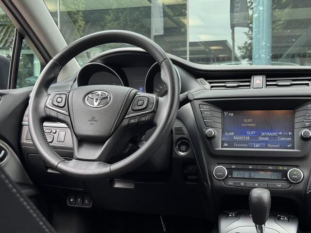 Toyota AVENSIS Wagon 1.8 VVTi Dynamic Business Stoelverwarming | Dealer Onderhouden