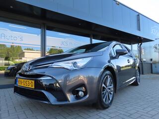 toyota-avensis-1.8-vvt-i-lease-pro-
