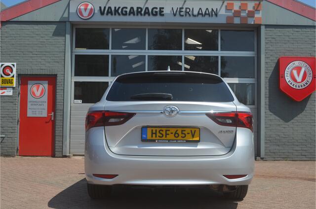 Toyota AVENSIS Touring Sports automaat 12 mnd.gar. 1.8 VVT-i Business Plus
