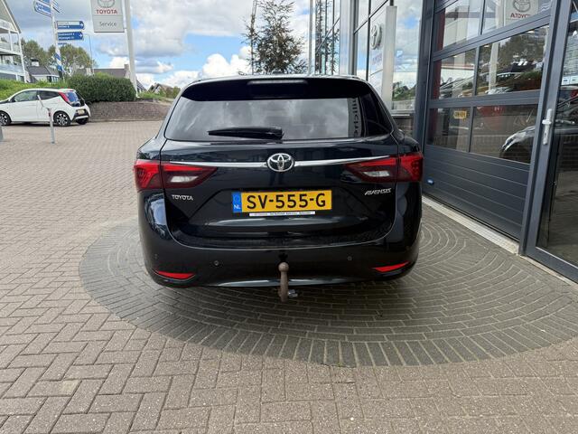 Toyota AVENSIS Touring Sports 1.8 VVT-i Lease Pro