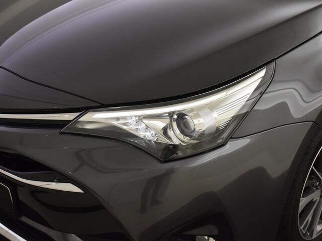 Toyota AVENSIS Touring Sports 1.8 VVT-i Sol Edition | Trekhaak | Stoelverw. | Cruisecontrol |