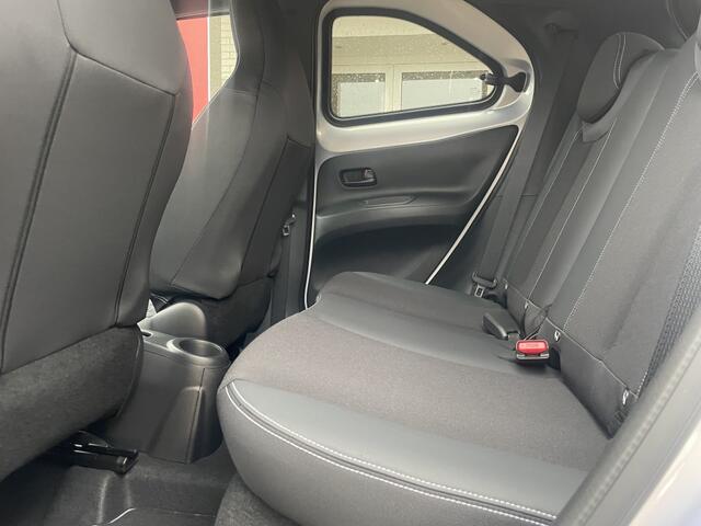 Toyota AYGO 1.0 VVT-i MT JBL | Leder | Stoelverwarming | Premium Audio