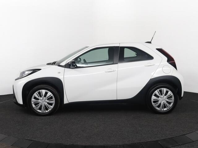 Toyota AYGO X 1.0 VVT-i MT Play