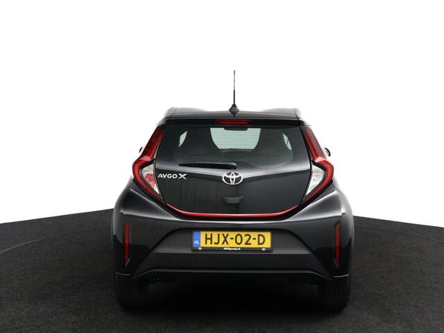 Toyota AYGO X 1.0 VVT-i S-CVT Play | Automaat | Red Pack | Apple Carplay | Achteruitrijcamera |
