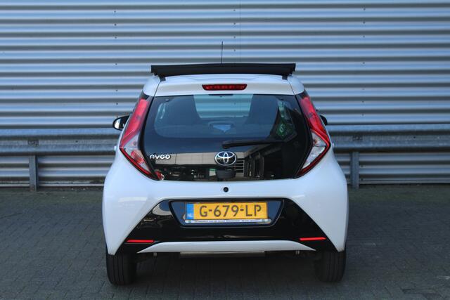 Toyota AYGO 1.0 VVT-i 73pk x-play limited Cabrio NL-Auto NAP 10 jaar Garantie Airco Camera Carplay 1e Eigenaar