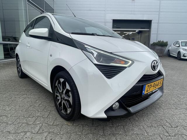 Toyota AYGO 1.0 VVT-i x-cite