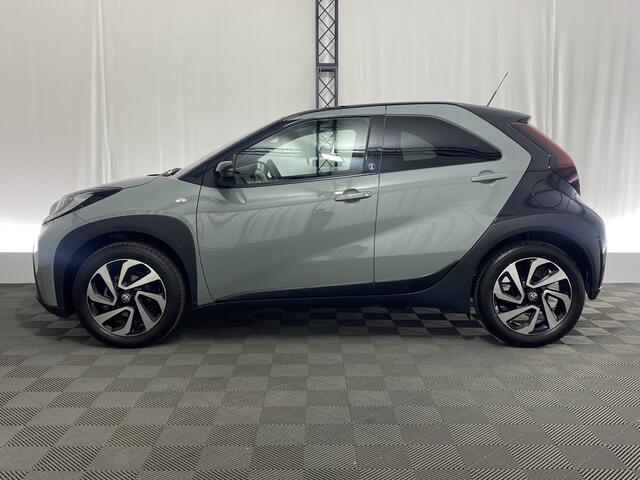 Toyota AYGO X 1.0 VVT-i S-CVT Pulse Automaat | Apple Carplay | ACC | Verw. Voorstoelen | Camera |
