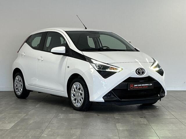 Toyota AYGO 1.0 VVT-i x-play | 1e-EIG. | CAMERA | NAVI |