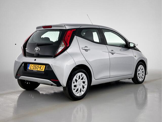 Toyota AYGO 1.0 VVT-i x-play | Dealer onderhouden |