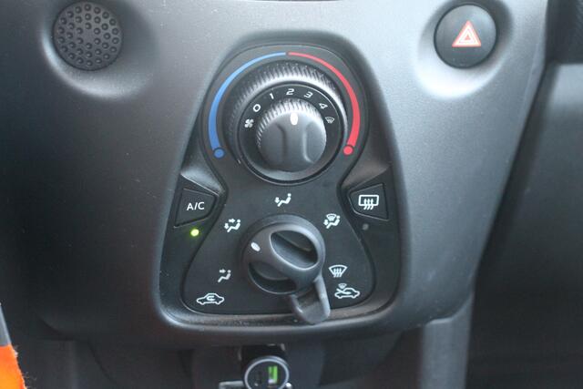 Toyota AYGO 1.0 VVT-i x-fun ? AC ? BT ? Rijklaar ?