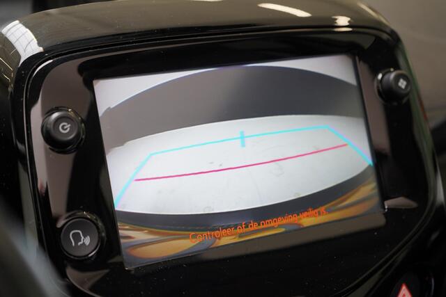 Toyota AYGO 1.0 VVT-i x-otic Automaat | Cabriodak | Airconditioning | Lm velgen | Achteruitrijcamera