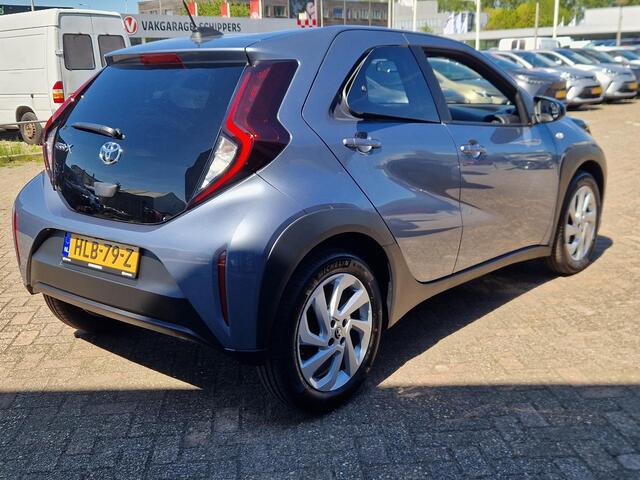 Toyota AYGO X 1.0 VVT-i MT X-First Limited