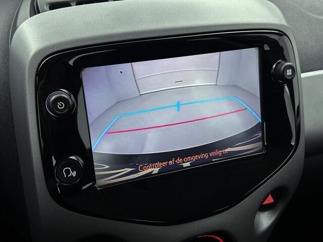 Toyota AYGO 1.0 VVT-i x-play | 1e Eigenaar | Camera | Apple Carplay / Android Auto |