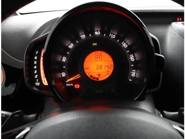 Toyota AYGO 1.0 VVT-i x-JBL | Automaat | JBL Audio | Climate control |